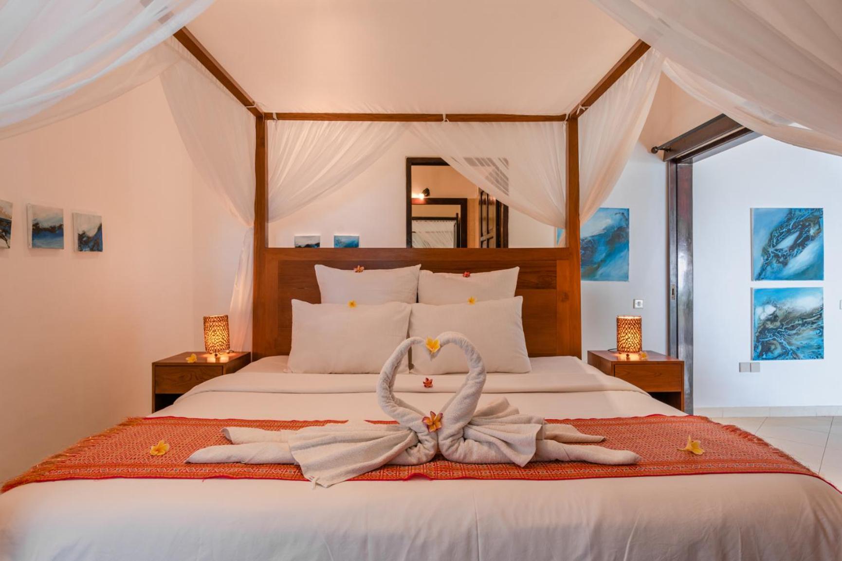 Gorgeous Beachfront Villa Lovina Banjar  Buitenkant foto